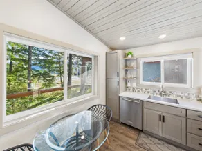 Sunny Point 2BR with Deck & Mountain Views - Image 4