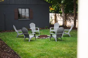 Newly Renovated Old Town King Suite Fire Pit - Image 4