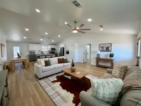 Lucky Cowboy Lodge Near WinStar - Cozy 3BR Home - Image 2