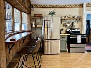 Game Room, King Bed, Ski Okemo, Pets, 4+ Parking - Image 5