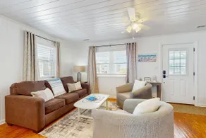 The Beach House: Private pool, Close to Beach! - Image 5