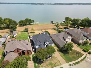 5BR Lakefront Luxury | Pool, Dock & Views - Image 4