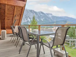 Penthouse Cassiopeia by AA Holiday Homes SKI IN SKI OUT - Image 3
