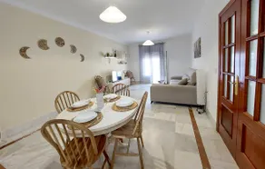 3 Bedroom Awesome Apartment In Aznalcazar - Image 2