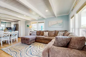 Beachside Bungalow: Coastal Home w/Private Pool - Image 3