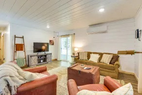 Lake Days, Links & Trails! Danbury Cottage - Image 4