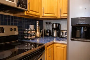 Eclectic Comfort: 2BR w/ Balcony Near MICA & JHU - Image 5
