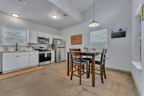 2 BR Lodge | Hot Tub | Fire Pit | Near Wineries! - Image 5