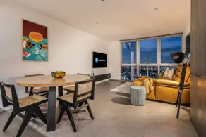 Rooftop Pool 2BR at the Gabba with City Views - Image 4