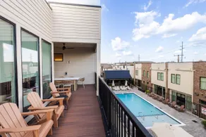 Noa Nashville | Pool, Sauna, Cold Plunge, Firepit - Image 2