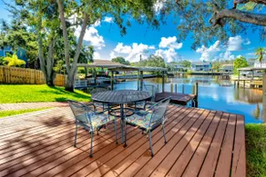 Waterfront Gulf Intercoastal Dockside Dream - Image 3
