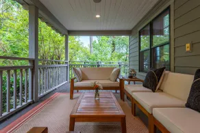 Elegant Retreat- Views Hot Tub Fire Pit-Family Friendly - Image 4