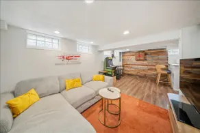 Group Ready 4BR near OSU w/ Fire Pit & Wet Bar ! - Image 5