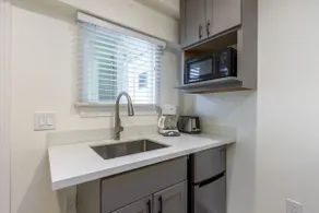 @ Marbella Lane - Adorable and Quiet Studio - Image 3