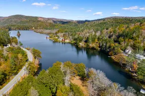 6 Mi to Okemo! Family Townhome in Lakeside Resort - Image 4