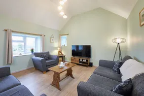 Host & Stay - The Byres - Image 3
