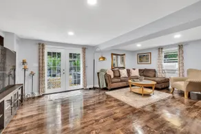 Your Family-Friendly Getaway! Vibrant & Relaxing! - Image 4
