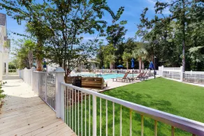 Modern 3BR pet-friendly resort cottage w/ poo - Image 2