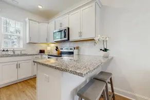 1BR loft in Pet Friendly Resort w/ pool, hot tub & - Image 4