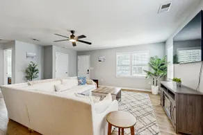 Updated 3BR Pet-Friendly Home Near Charleston - Image 3