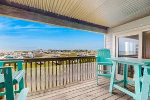 2BR ocean view condo with pool access, balcony - Image 2