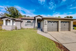 Gorgeous oasis with pool patio central AC WD and c - Image 4