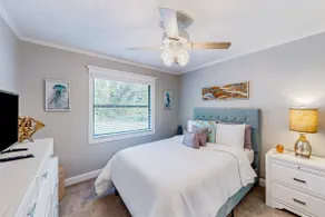 Gorgeous oasis with pool patio central AC WD and c - Image 2