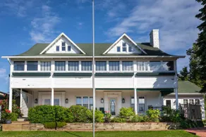 The Inn at Beulah Beach on Crystal Lake - Image 2