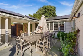 Modern Guest House | Hot Tub | Downtown - Image 5