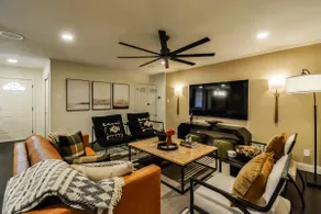 Howdy Y’all Ranch | Luxe Western Retreat - Image 5