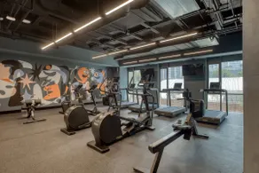 Chic 2Bdrm in New Building Premium Amenities - Image 4
