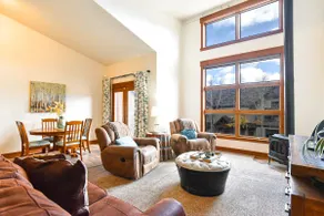 Fifth Main Condo - Downtown, Mountain Views - Image 2
