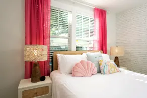 Close to Beach - 5BR Coastal Retreat - Sleeps 10 - Image 3