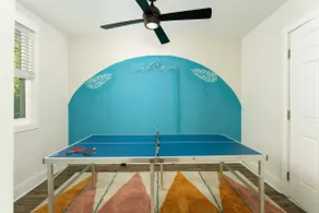 Close to Beach - 5BR Coastal Retreat - Sleeps 10 - Image 5