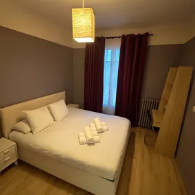 Spacious house with garden, close to Paris - Image 5