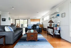 Ocean View Retreat at Greens Beach - Image 4