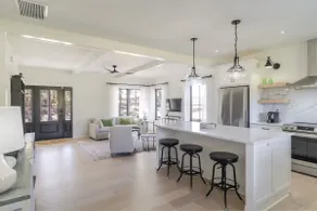 Fox Cottage – Modern Wine Country Retreat - Image 4