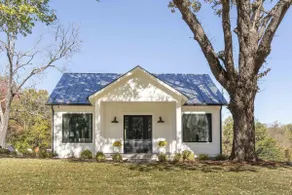 Fox Cottage – Modern Wine Country Retreat - Image 2