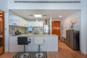 Central Reem Living , Open View 1BR near ADGM - Image 2