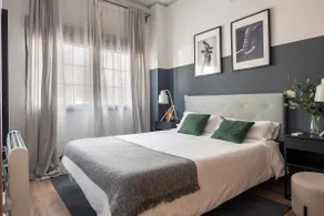 Designer Retreat | Minutes from Barajas & IFEMA - Image 2