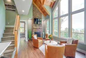 Mtn Views & Spacious Deck! Modern Caldwell Getaway - Image 4