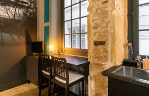 Charming studio in the heart of the 1st arrondissement authenticity and - Image 5