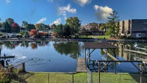 3/2 Riverwalk Retreat Luxury Home in Downtown - Image 5