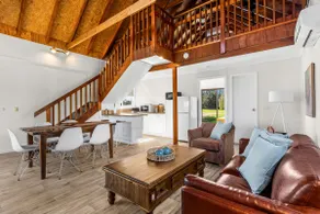 Barn at Madigan Cottages - Pet Friendly - Image 3