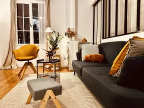 Modern apartment in Courbevoie near the park - Image 3