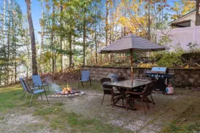 4BR Lakefront Home | Kayaks, Fire Pit & Views - Image 5