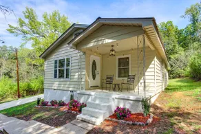 Lake Guntersville Hideaway! Home on Over 2 Acres - Image 3