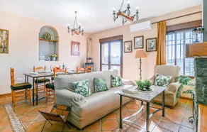Awesome home in Villanueva del Rey - Image 5