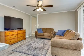 Great for Families! Remodeled Jackson Home - Image 2