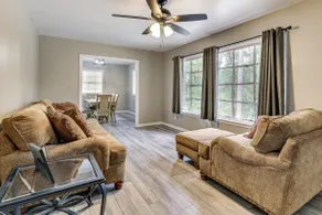 Great for Families! Remodeled Jackson Home - Image 5